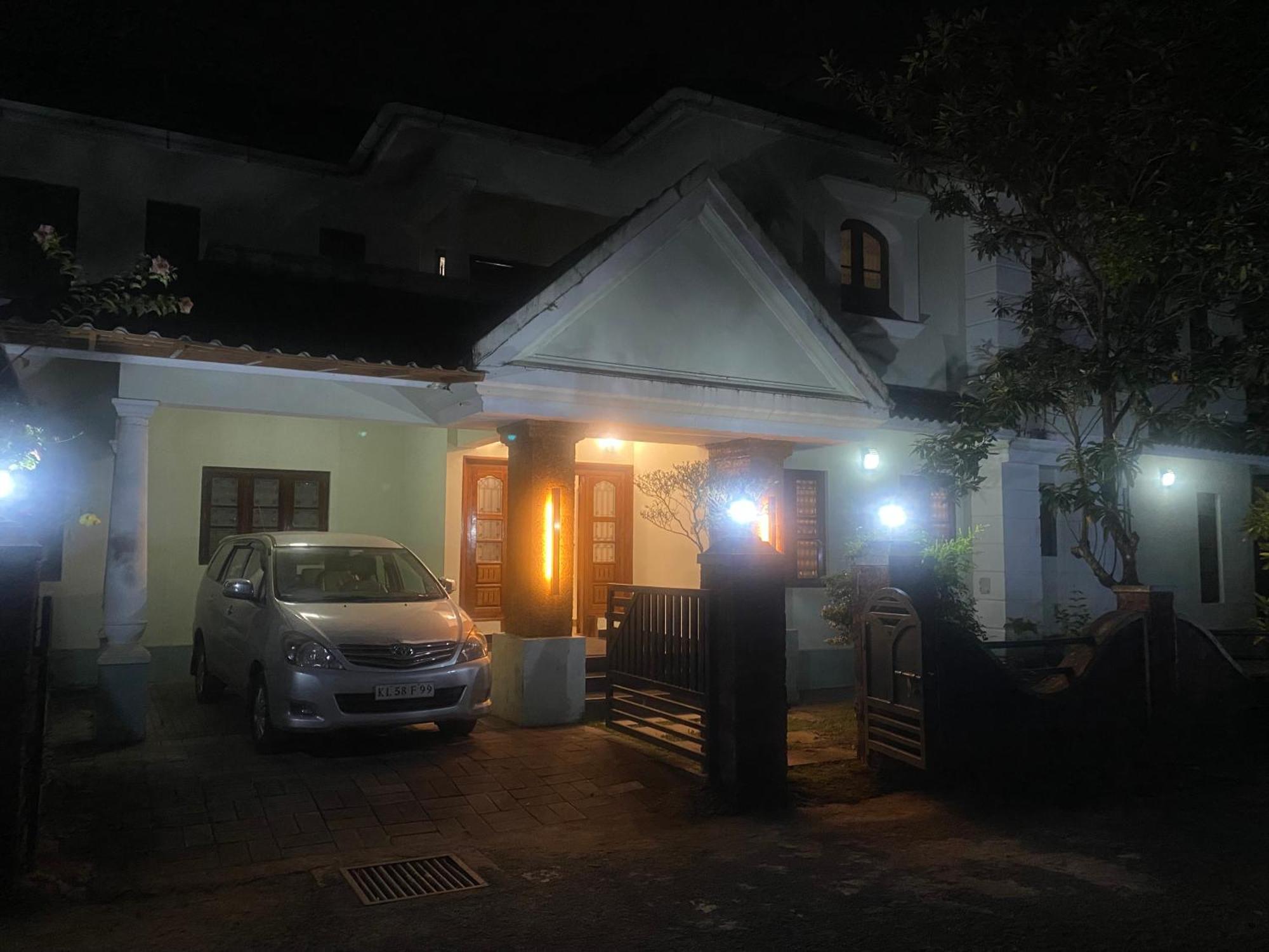 "Radhas" 4Br Villa In Gated Spring Field Community, Kannur Cananor Exterior foto